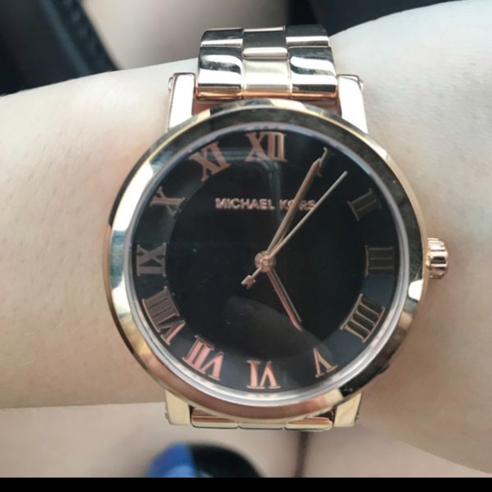 Michael kors watch - Picture 1 of 2